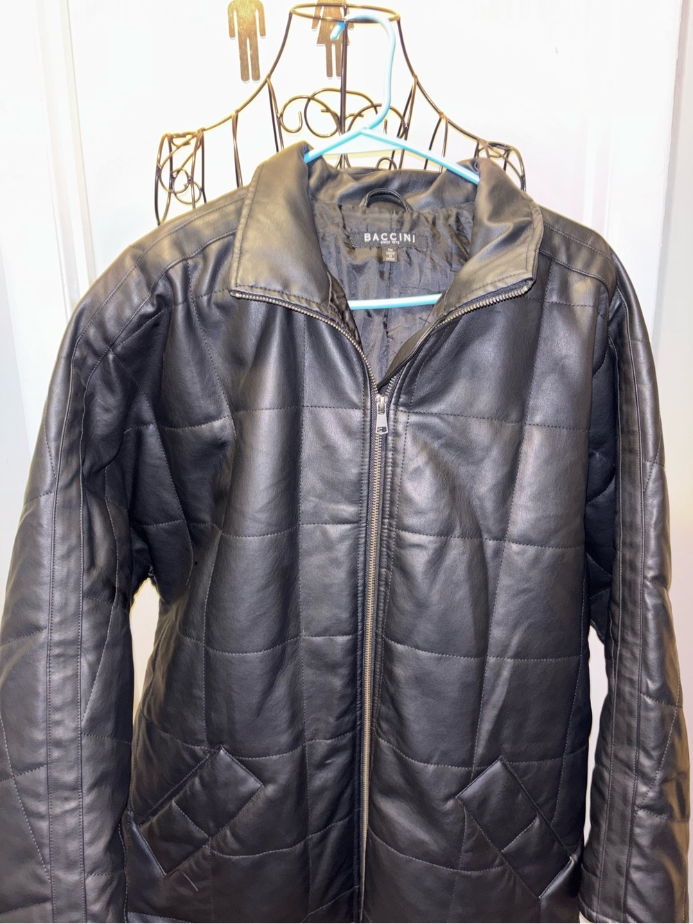 Baccini women’s Black faux Leather Quilted Jacket size 1X